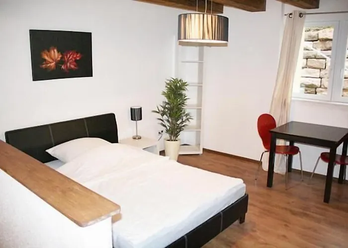 헤르만스 노이에 포스트 아파트