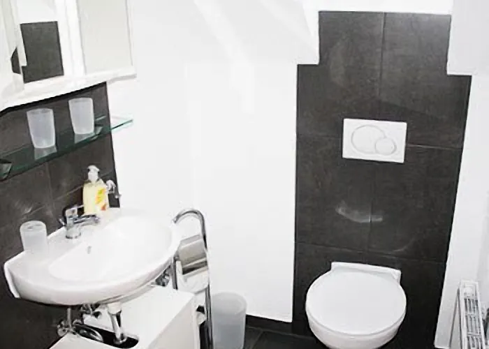 헤르만스 노이에 포스트 *