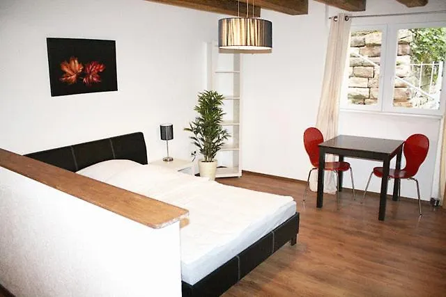 아파트 헤르만스 노이에 포스트 칼프